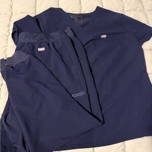 Figs navy Scrub Ensemble